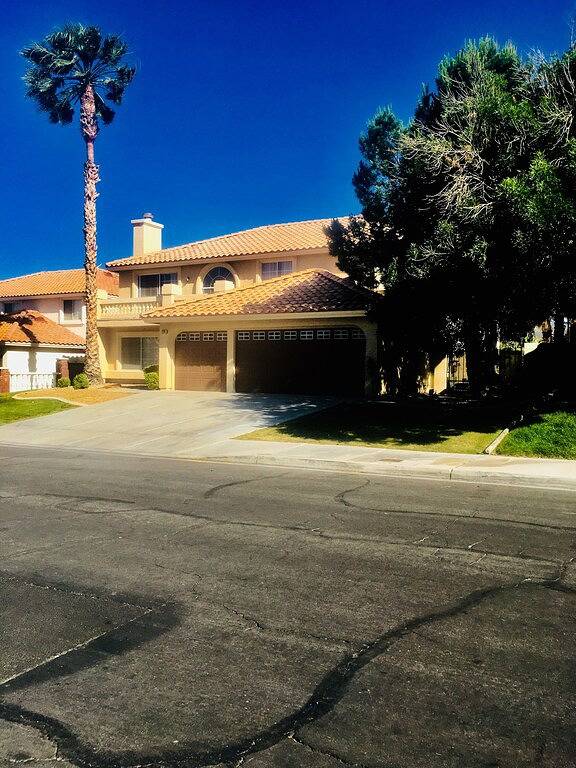 Vacation rental for 8 people, with hot tub and terrace, with pets in Henderson