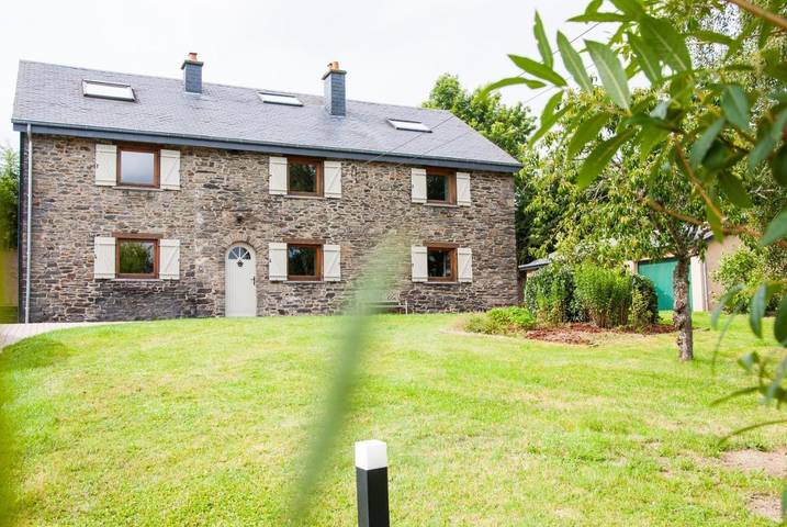 Location de vacances pour 12 personnes, avec vue et jardin à Bertogne - 4