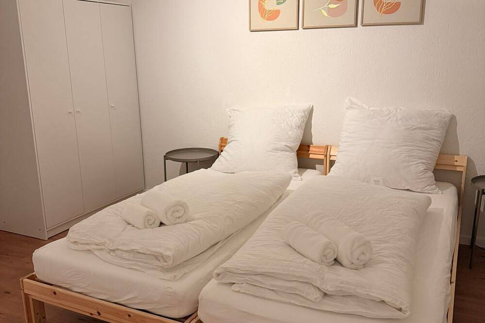 Ganze Wohnung, Whitewood-Apartment Bottrop – Nähe Skihalle – 6 Personen in Bottrop, Ruhrgebiet