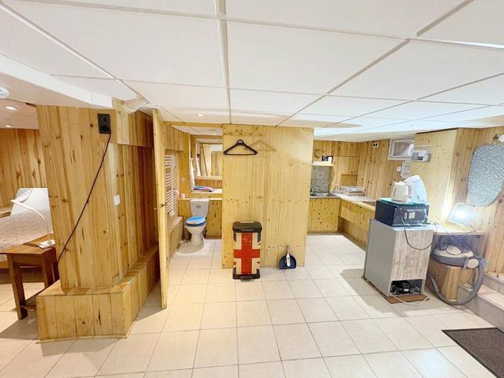 Gîte pour 3 personnes, avec vue sur le lac à Villeneuve-le-Roi - 3