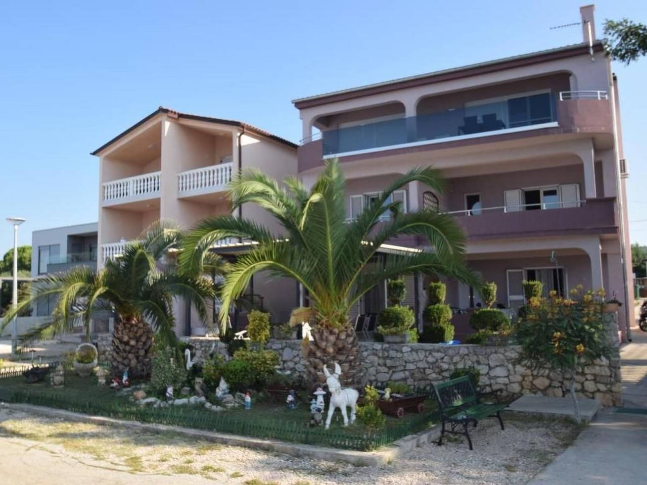 Geheel appartement, Wohnung in Turanj mit Grill in Općina Sveti Filip i Jakov, Zadar