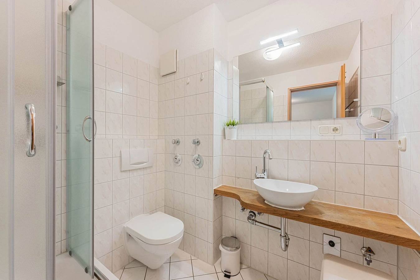 Ganze Wohnung, Gemütliche Ferienwohnung in Heringsdorf nur 200 m vom Ostseestrand entfernt in Strand Heringsdorf, Heringsdorf