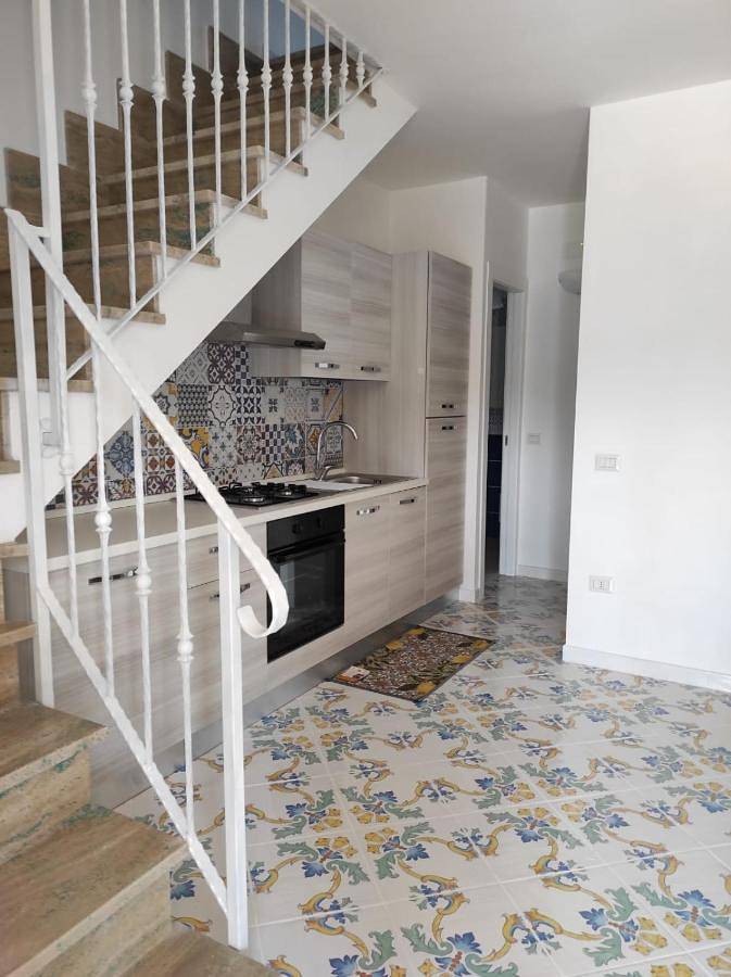Apartamento de vacaciones para 6 personas, con jardín además de vistas y balcón - 1