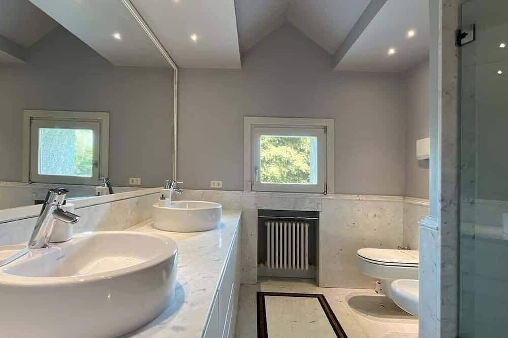 Ganze Wohnung, Casa Micheli - Affitti Brevi Italia in Malgrate, Comer See