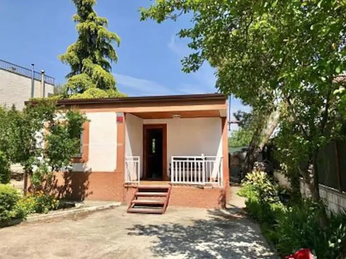 Apartamento de vacaciones para 5 personas, con terraza además de jardín y piscina - 1