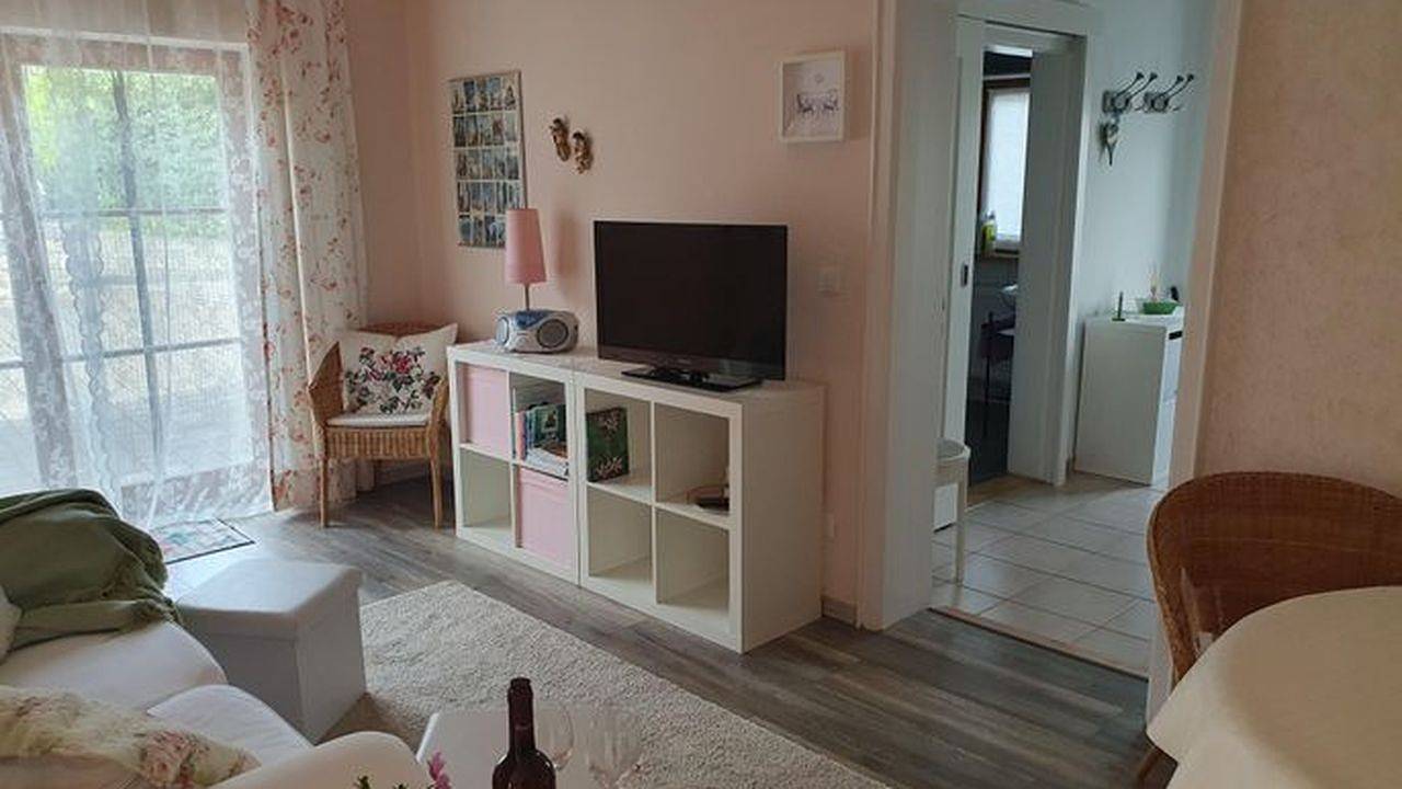 Ganze Ferienwohnung, Ferienwohnung für 2 Personen (50 m²) in Unterammergau in Unterammergau, Bayerische Alpen