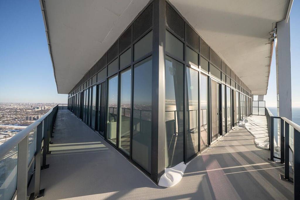 Ganze Wohnung, Luxury Penthouse Suite in Etobicoke, Toronto