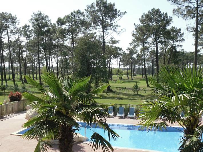 Gîte pour 6 personnes, avec jardin ainsi que balcon et piscine, animaux acceptés dans Golf Blue Green Gujan - 3