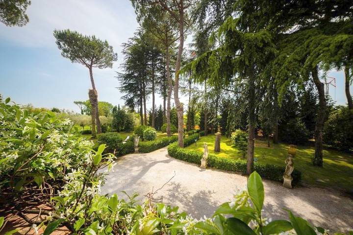 Chambre d’hôte pour 2 personnes, avec jardin ainsi que piscine et terrasse, animaux acceptés à Massarosa - 2