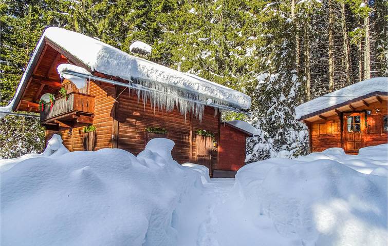 Sauna-Terrassen-Appartement am Skilift in Tuxer Alpen, Pill