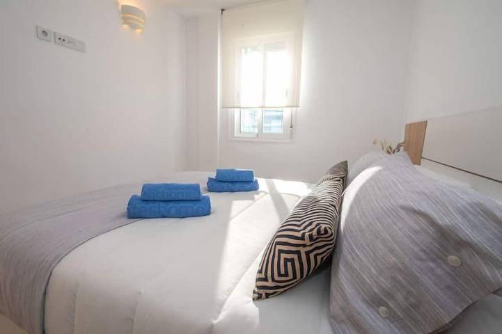 Ganze Wohnung, Ferienwohnung Sakura in Platja de l'Estany - el Mas Mel (Calafell), Calafell