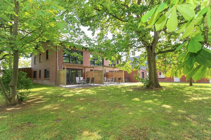 Ferienwohnung für 4 Personen, mit Terrasse und Garten in Norden - 2