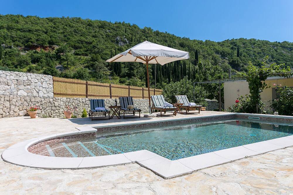 Casa vacanza a Canali a partire da 186€ a notte