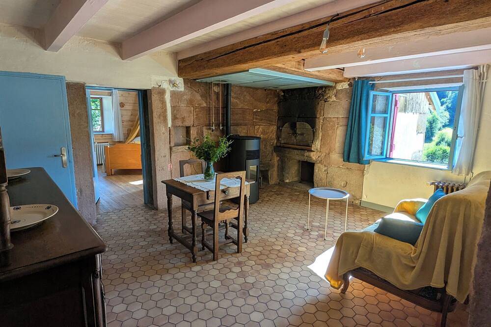 The very isolated Vosges Mountain Chalet with private spa in Le Tholy, Épinal und Umgebung