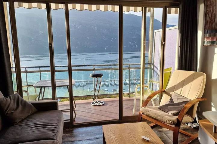 Gîte pour 4 personnes, avec balcon dans Grand Port (Aix-les-Bains)