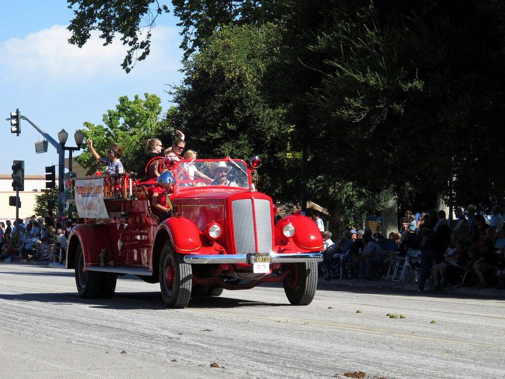 Suite 16th - Charme vergangener Zeiten, kostenloses Wlan, Kabel, Innenstadt in El Paso de Robles, San Luis Obispo County