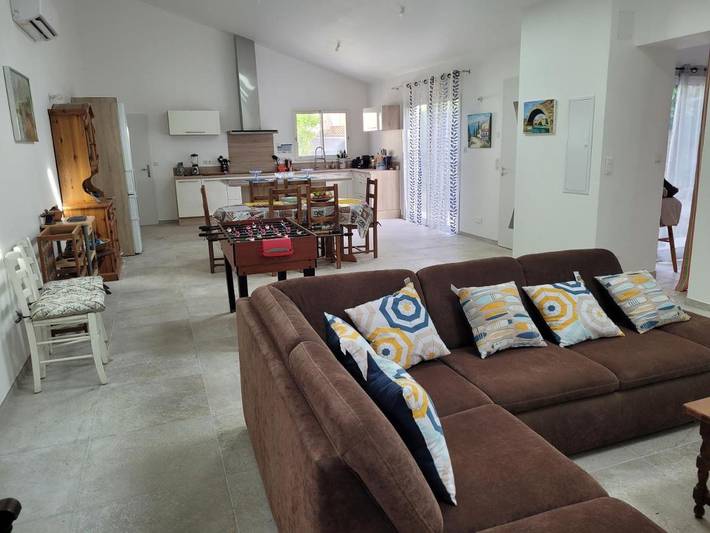 Location de vacances pour 6 personnes, avec jardin à Lézignan-la-Cèbe - 2