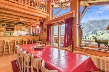 Chalet pour 12 personnes, avec jardin et balcon, adapté aux familles à Praz-sur-Arly