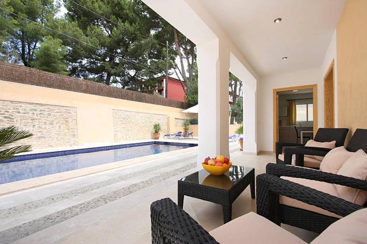 Finca "Can Medina" nahe dem Strand mit Pool, Terrasse und Garten in Cala Sant Vicenc, Pollença