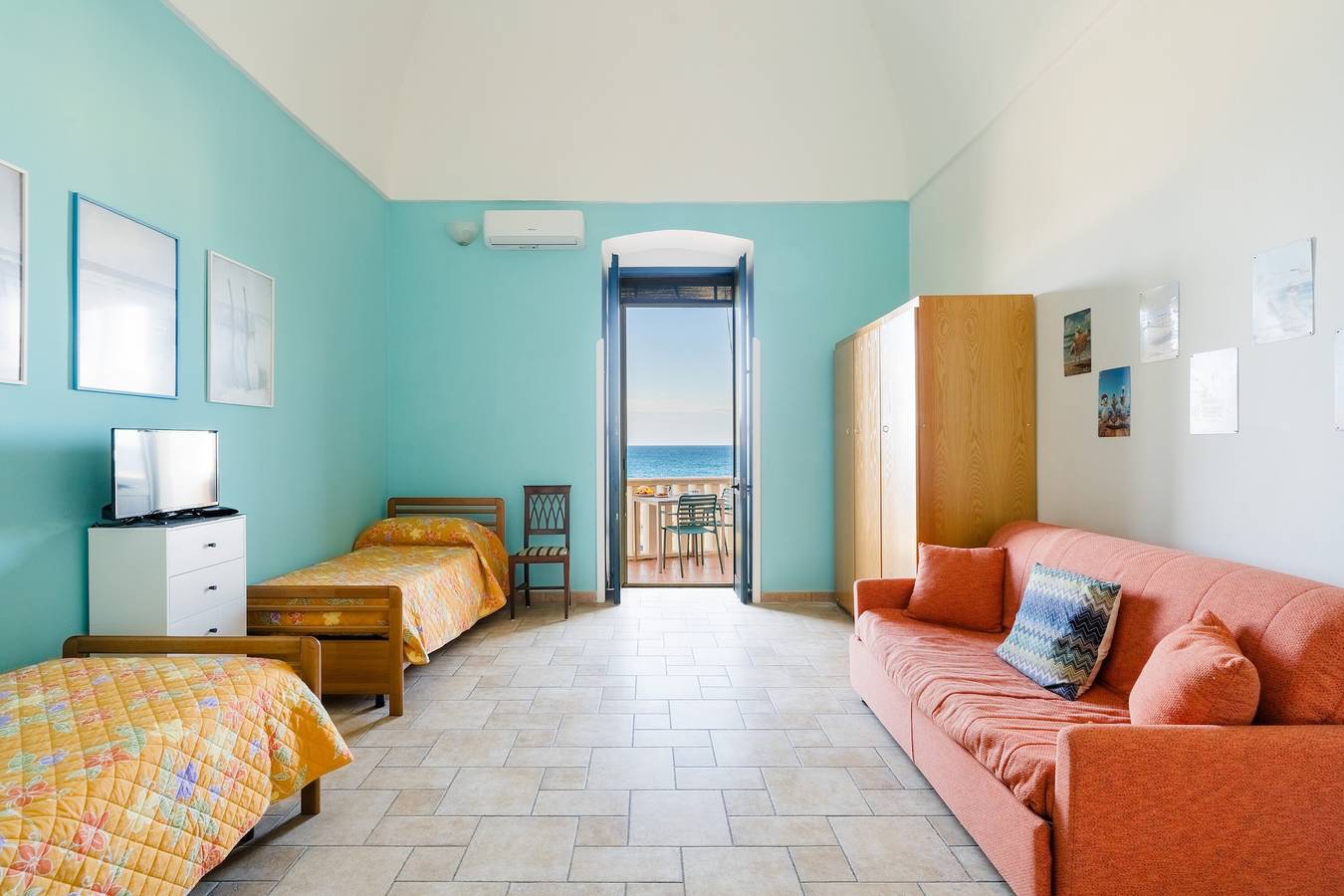 Ganze Wohnung, Apartment „Azzurra Home Holidays“ mit Meerblick, Balkon und Klimaanlage in Nardò, Nardò (gemeinde)