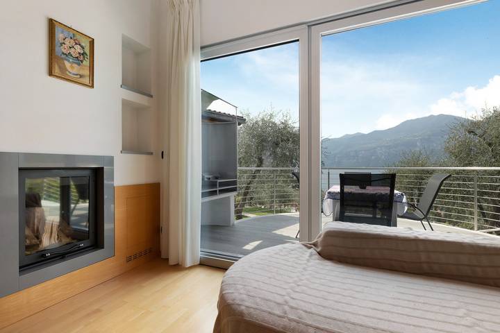 Ferienwohnung für 6 Personen, mit Garten und Seeblick in Brenzone - 2