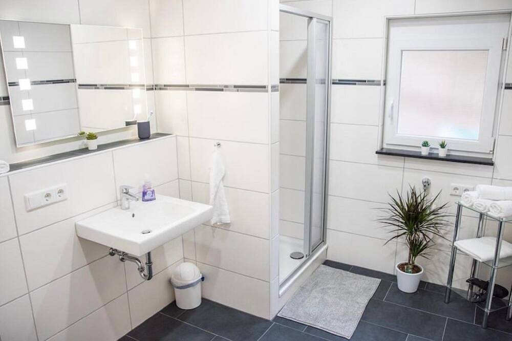 Ganze Wohnung, 1. Schöne und ruhige Ferienwohnung **** in Marburg - Ferienwohnungen Koch in Marburg, Landkreis Marburg-Biedenkopf