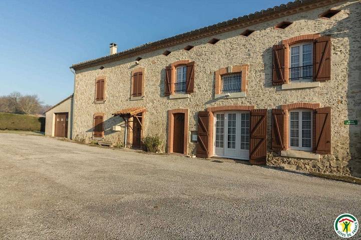 Gîte pour 6 personnes, avec jardin à Montégut-Lauragais