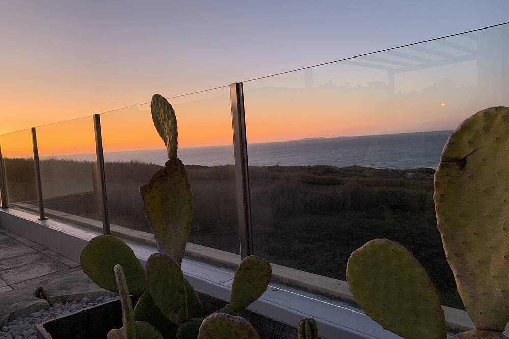 Luxus Villa mit atemberaubendem Blick von Dachterrasse auf den Strand  und Ozean in Lourinhã, Lissabon Distrikt