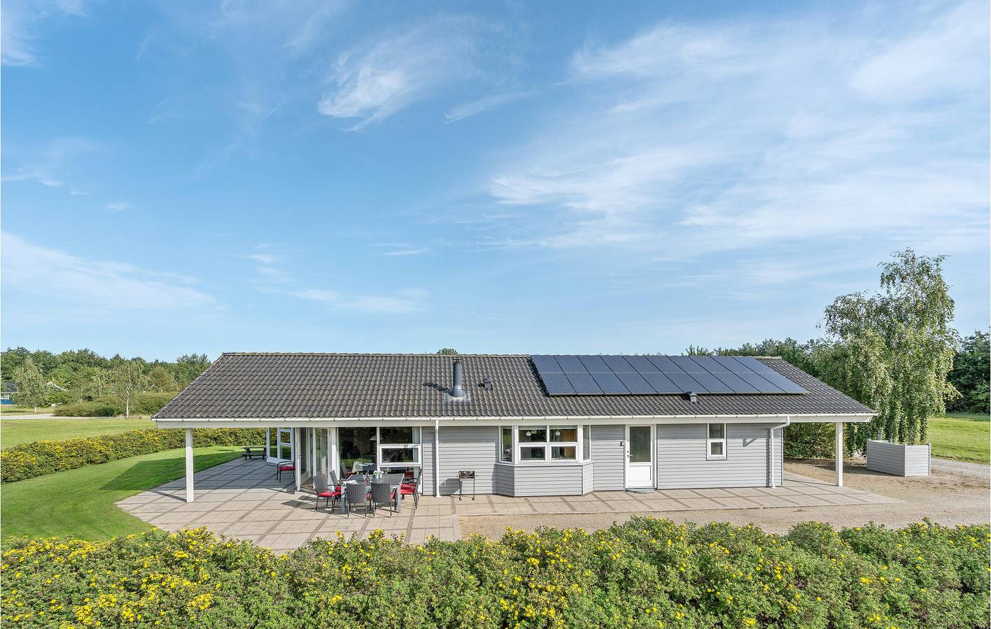 Vacation house for 6 people with hot tub in Hovborg, Vejen