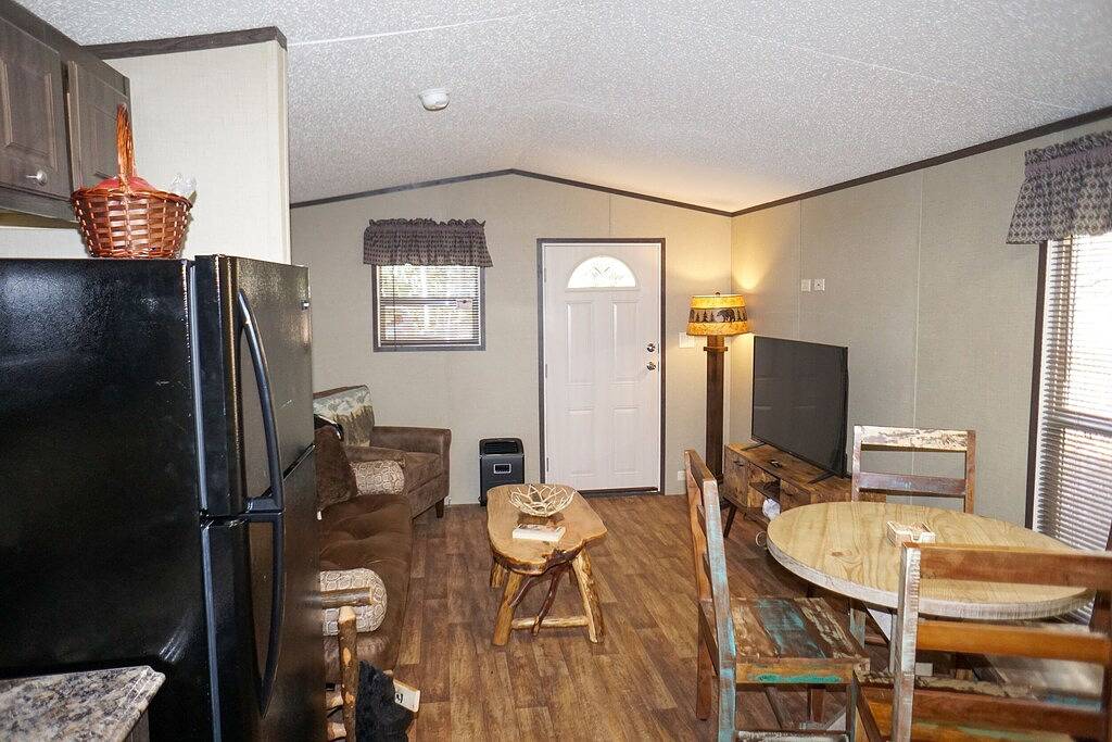 Covered Porch - Fire Pit - Charcoal Grill in Cherokee, Swain County