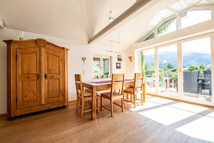Ferienhaus für 7 Personen, mit Balkon und Terrasse sowie Garten in Garmisch-Partenkirchen