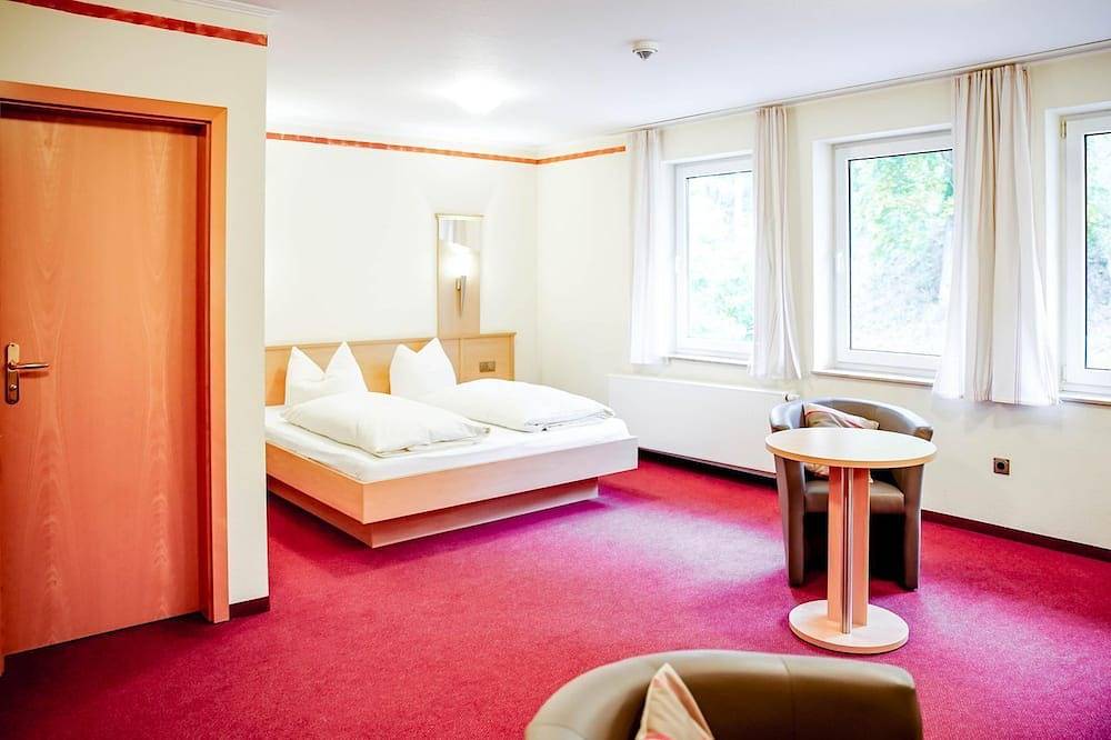 Komfortables und vielseitiges Zimmer –Perfekt für Erholung, Arbeit und Austausch in Züschen, Winterberg