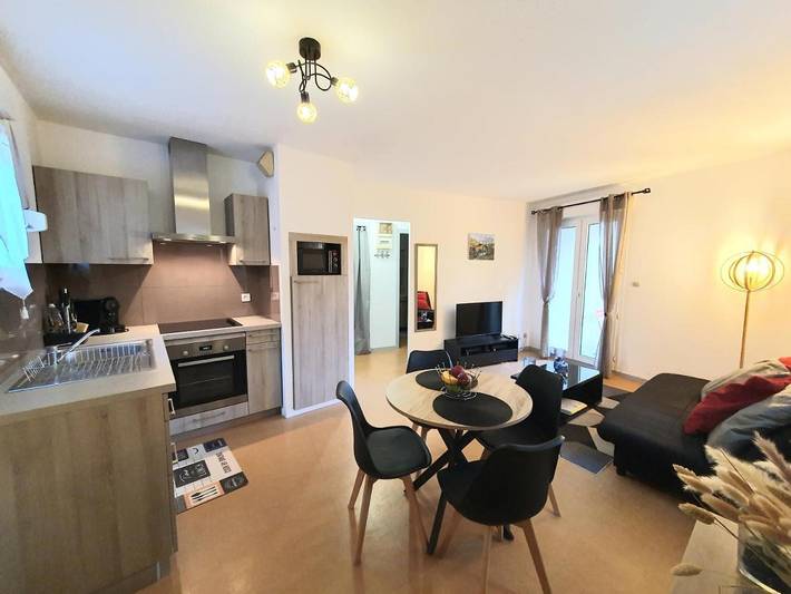 Gîte pour 3 personnes, avec Balcon à Cransac