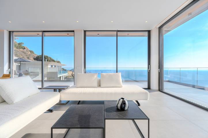 Ferienhaus für 10 Personen, mit Garten und Meerblick sowie Pool in Europa - 3