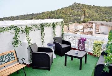 Casa rural para 8 personas, con terraza y vistas en Hoya de Buñol