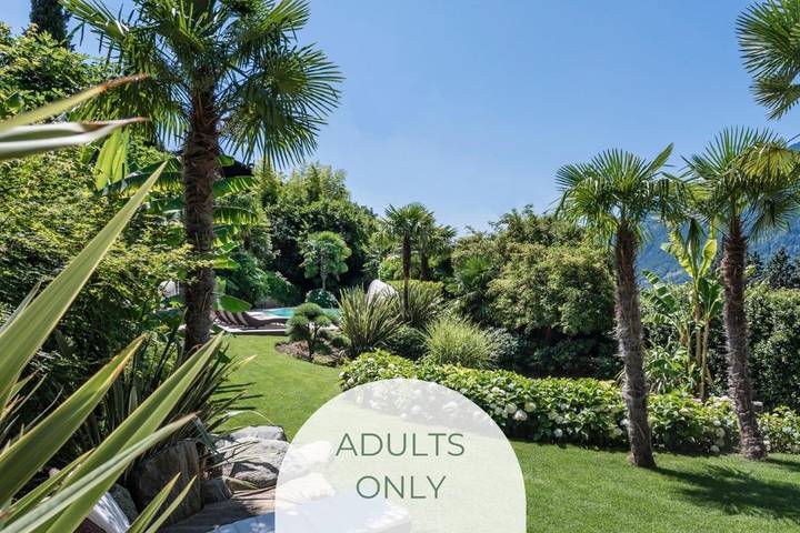 Apartmenthotel für 2 Personen, mit Balkon und Terrasse sowie Garten und Pool im Dorf Tirol