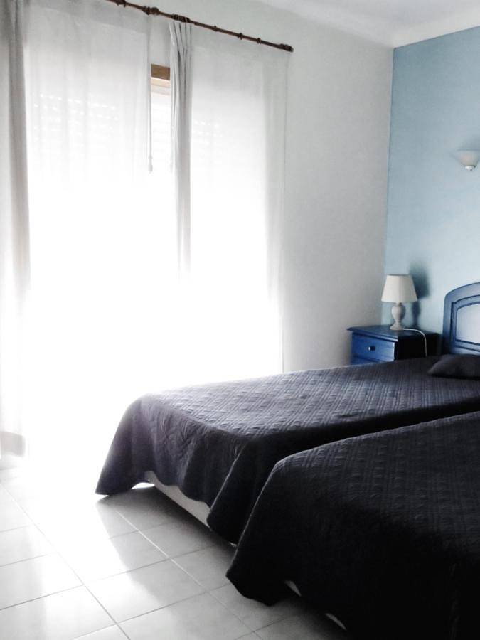 Hotel Apartamento Praia Azul in Silveira (Portugal), Distrito de Lisboa