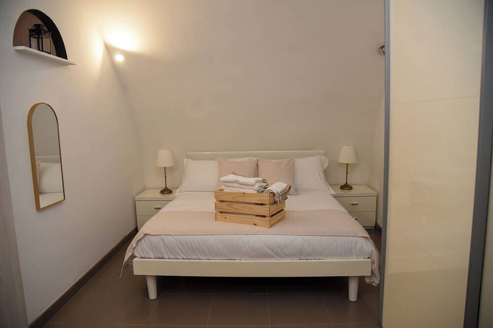 Traces in the village. Vacation Home. The Perfect Balance of Style and Position in Putignano, Bari Province