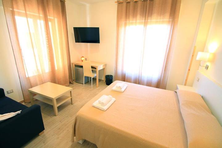 Bed & breakfast voor 3 personen, met terras - 1