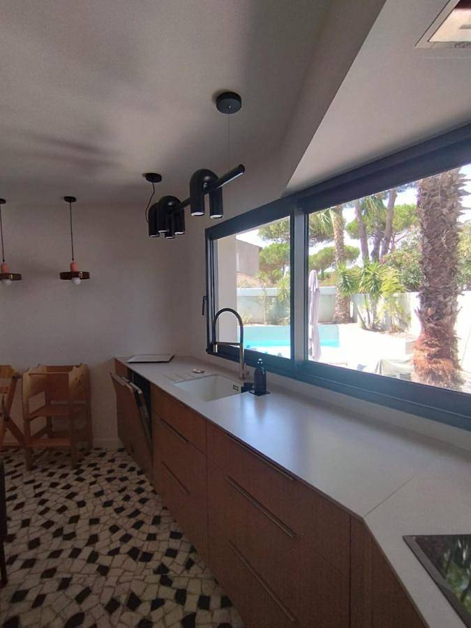 Villa pour 8 personnes, avec piscine et balcon à La Grande-Motte - 3