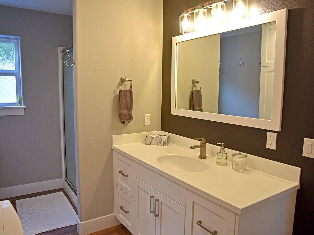 Nw See-Haus-See Sutherland in Lake Crescent