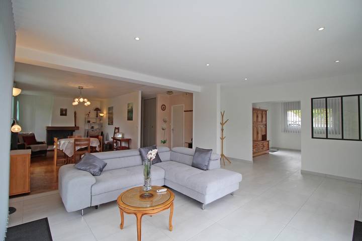 Gîte pour 4 personnes, avec jardin à Compreignac - 4