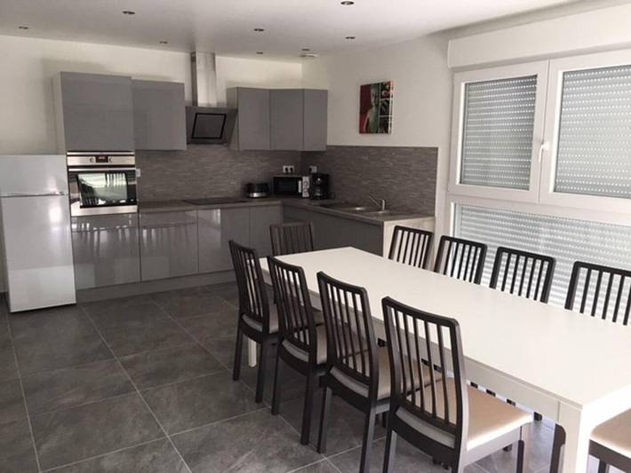 Gîte pour 5 personnes, avec terrasse et vue à Pélussin - 2