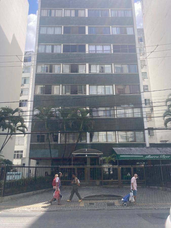 Aparthotel para 5 personas, con jardín y piscina - 1