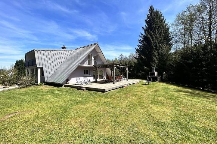 Location de vacances pour 8 personnes, avec Jacuzzi et Jardin à Saulxures (Bas-Rhin)