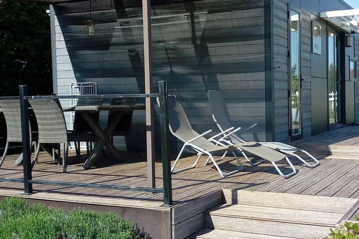 Gîte pour 5 personnes, avec piscine et jacuzzi à Bossée