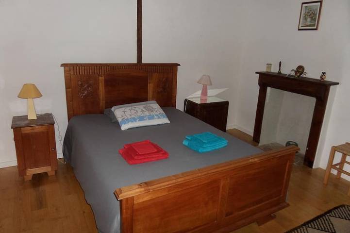 Gîte pour 6 personnes, avec jardin à Peyrat-le-Château - 2