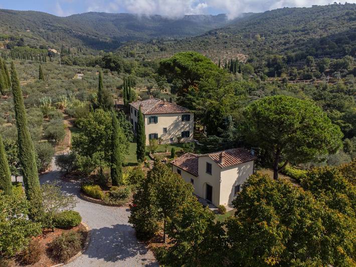 Villa San Pietro in Cegliolo, Cortona