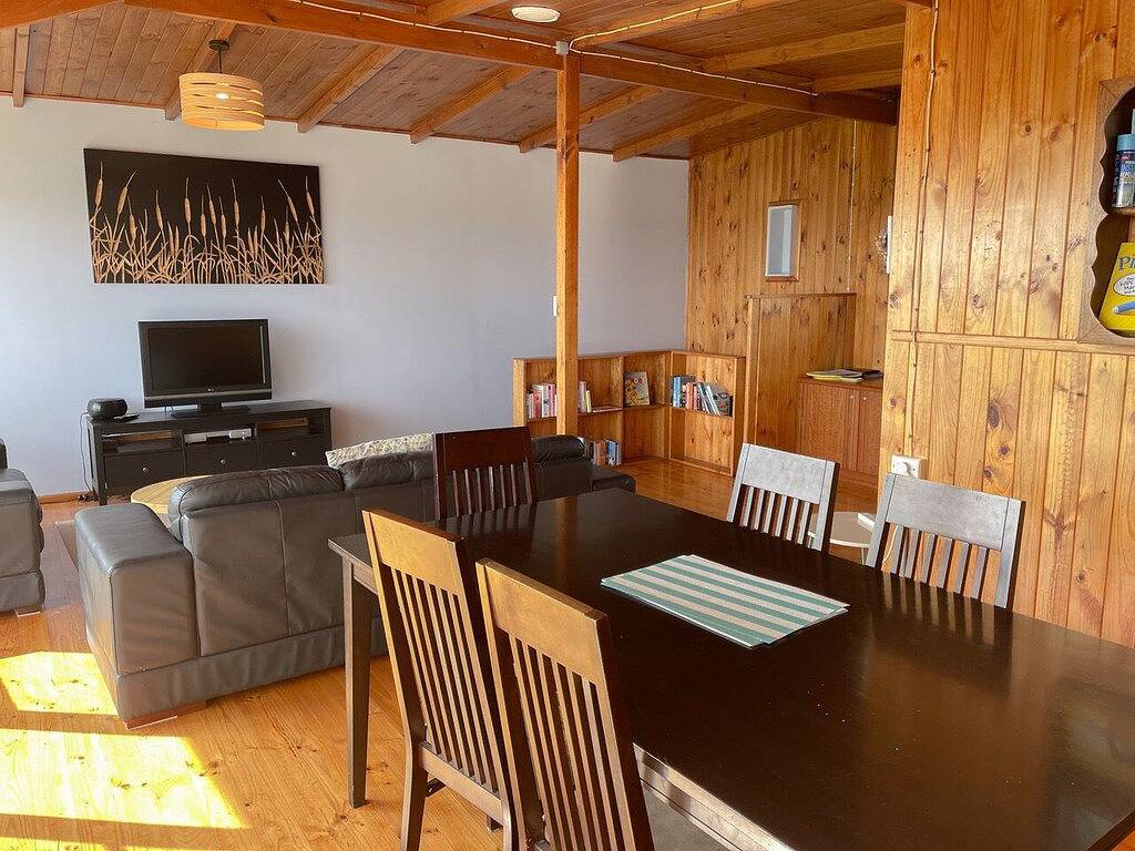 Long View-82 Esplanade in Robe, South Australia