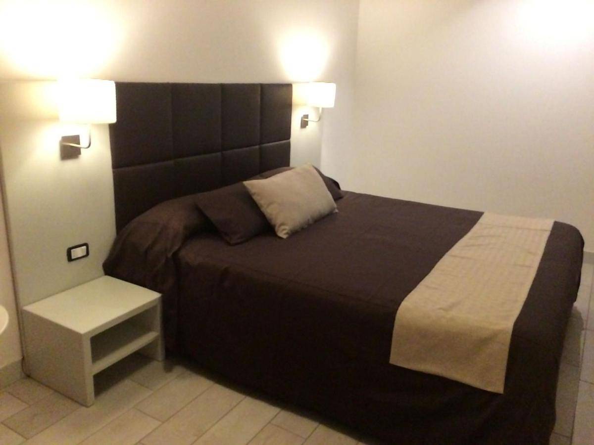 Ape in Corigliano-Rossano, Golfo di Taranto